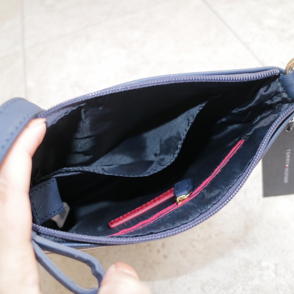 Tommy Hilfiger Brown Navy Blue Crossbody - Picture 4 of 4